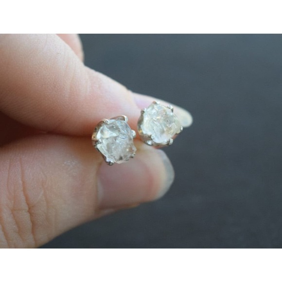 Sterling silver stud earrings, alternative diamond, uncut natural gemsto… - Picture 2 of 5